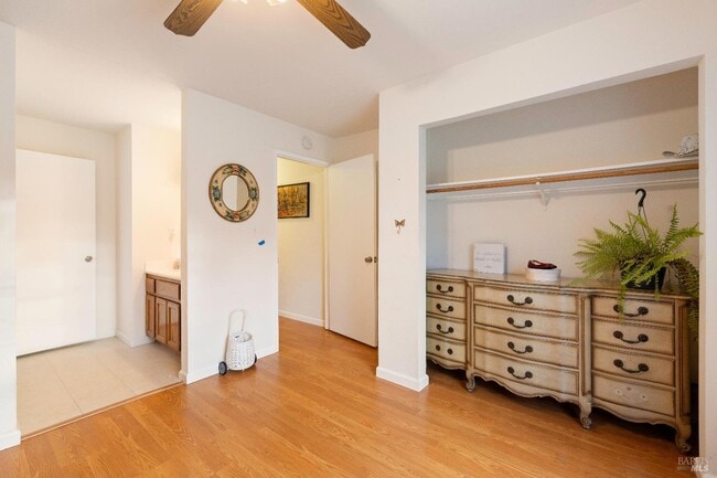 Foto del edificio - 14506 Spruce Grove Rd