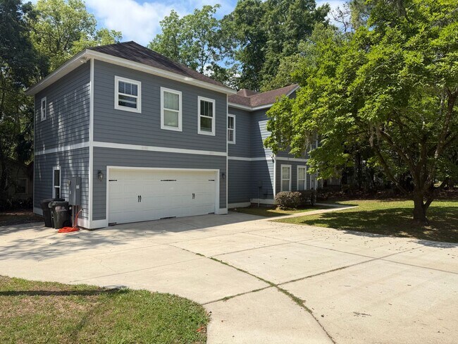 Foto del edificio - 4/4 HOUSE BY DOAK CAMPBELL STADIUM