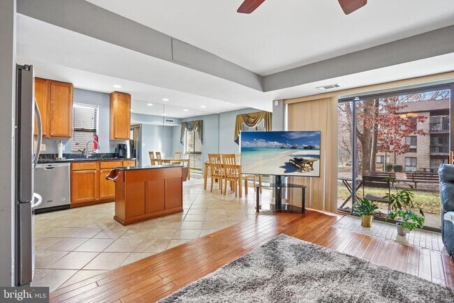 Foto del edificio - 2045 Royal Fern Ct
