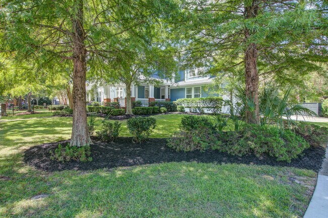 Foto del edificio - 2217 Daniel Island Dr