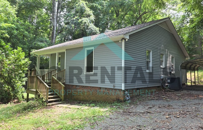Building Photo - 4512 Rosemary Dr
