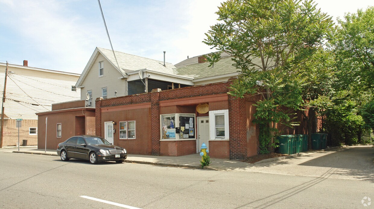 Foto del edificio - 68 W Hollis St