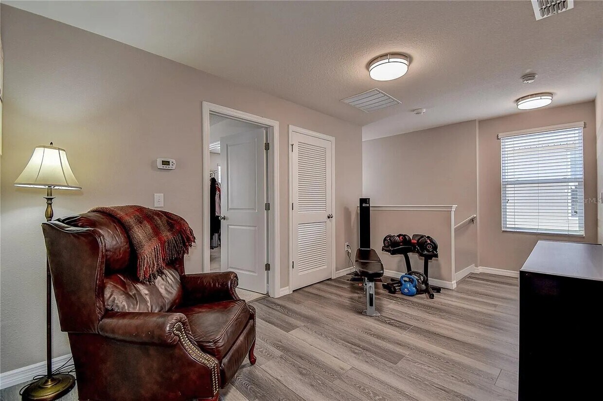 Foto principal - 5941 81st Pl N