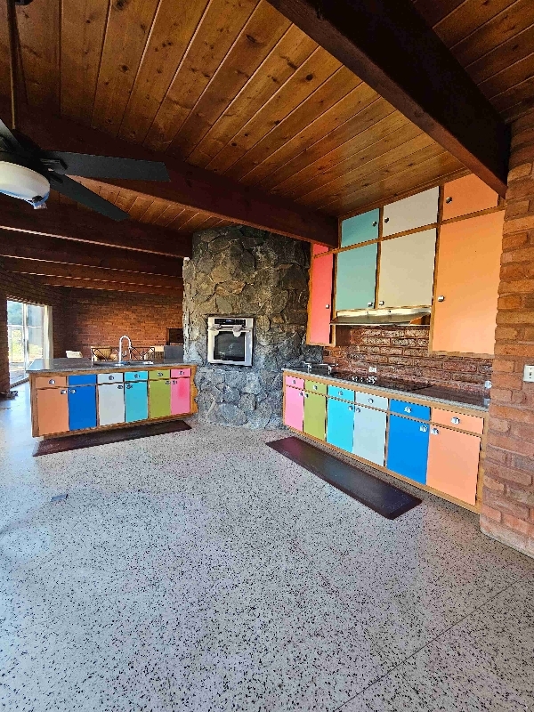 Foto del edificio - 14740 Willow Rd