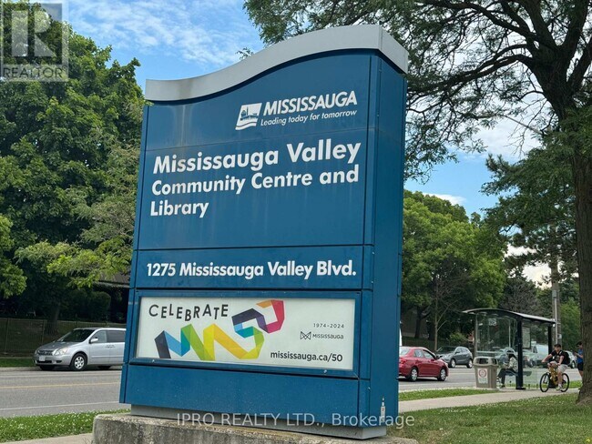 Building Photo - 35-41 MISSISSAUGA VLY Blvd