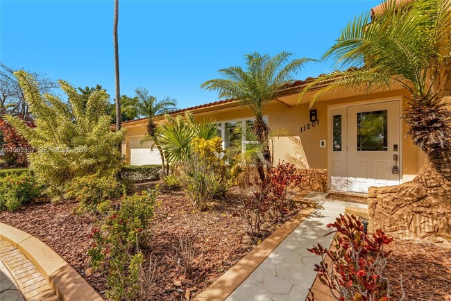 Foto del edificio - 11201 SW 136th St