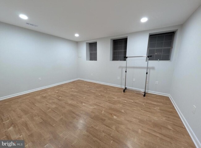 Building Photo - 21214 Millwood Square