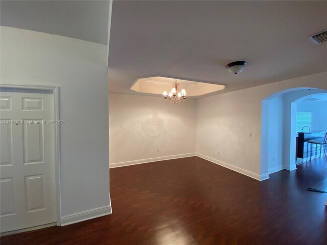 Foto del edificio - 4931 Windward Way