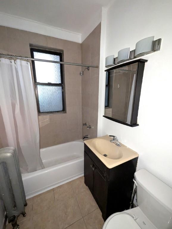 Building Photo - 1 bedroom in CHICAGO IL 60626