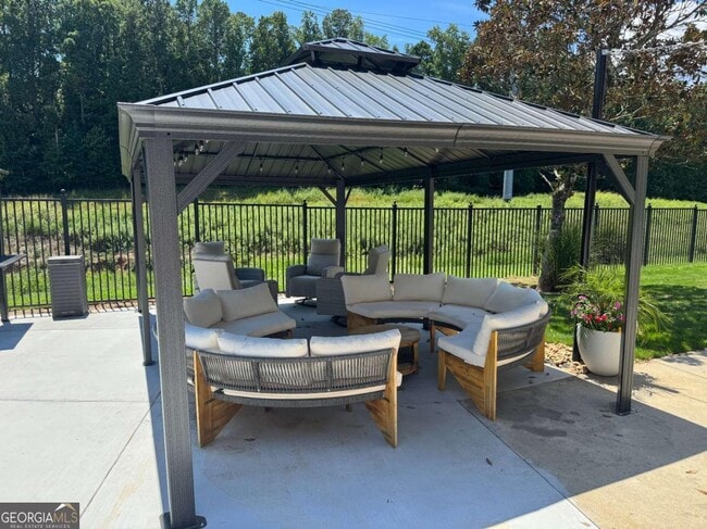 Building Photo - 5005 Wingate Way