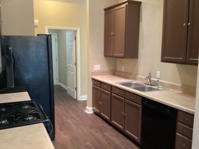 Building Photo - 15 Commissioners Ct