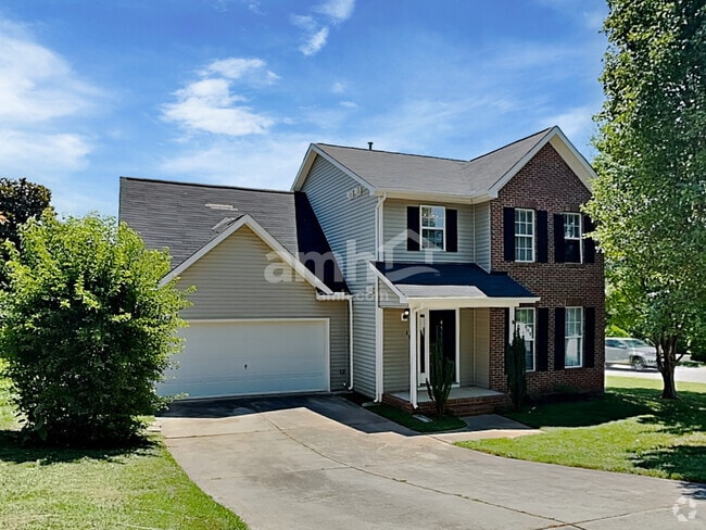 Building Photo - 495 Old Wood Ln