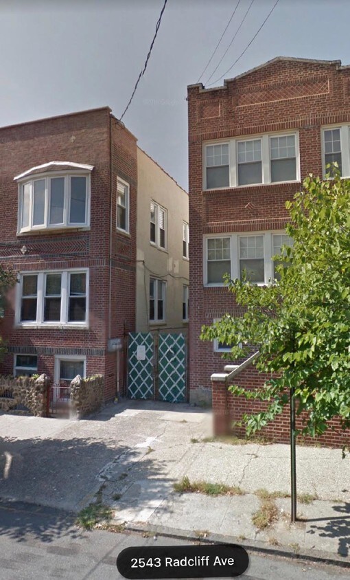 2543 Radcliff Ave, Bronx, NY 10469 2543 Radcliff Ave Bronx, NY