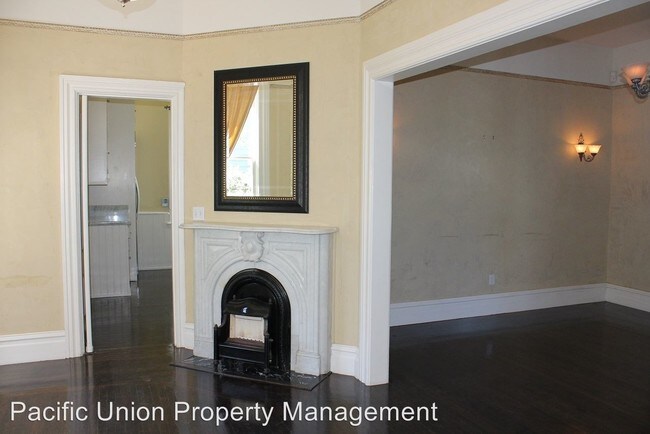 Building Photo - 1043 Vallejo St