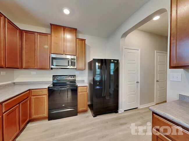 Foto del edificio - 2615 Green Leaf Way