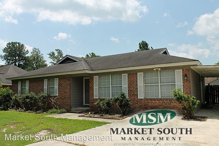 Foto principal - 3 br, 2 bath House - 673 Pine Barren Road