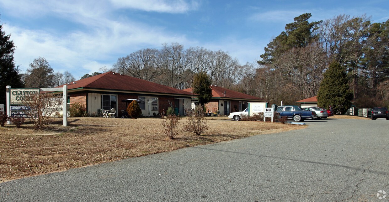 Primary Photo - 600 N Oneil St