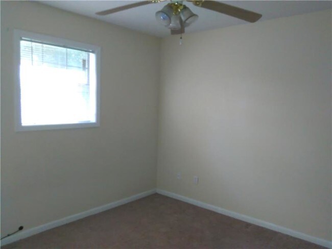 Foto del edificio - 112 Westridge Dr