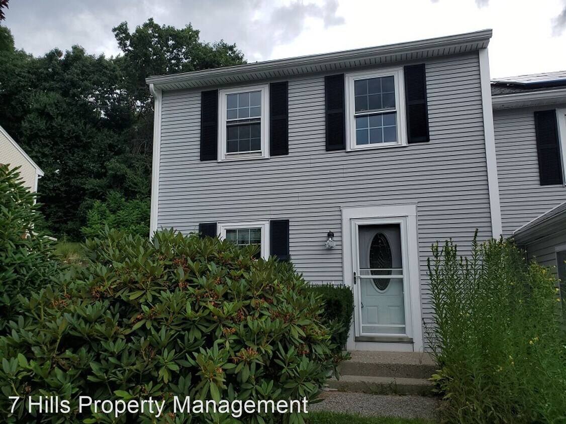 Primary Photo - 2 br, 1.5 bath House - 4 Ledgecrest Drive