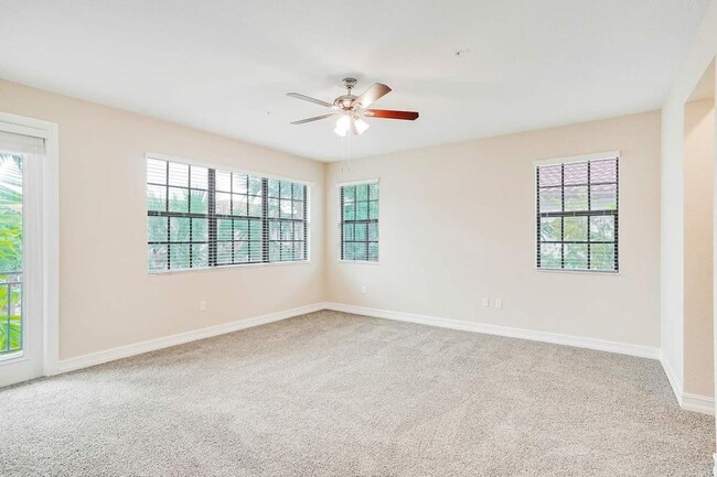 Building Photo - 11731 SW 13th Ct