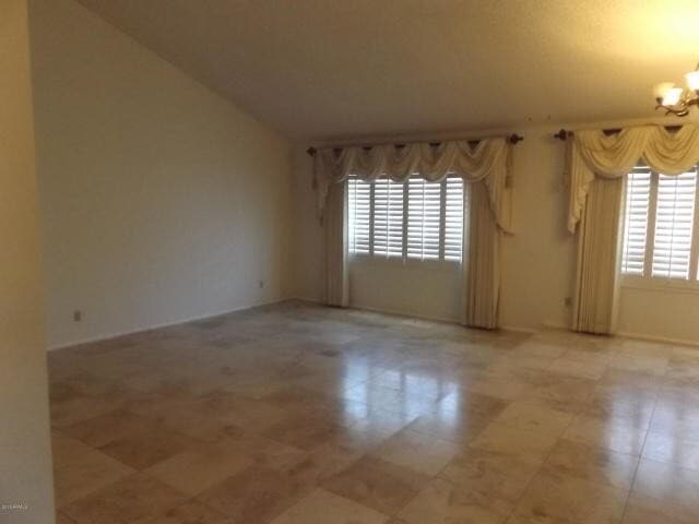 Photo - 626 W Crofton St House