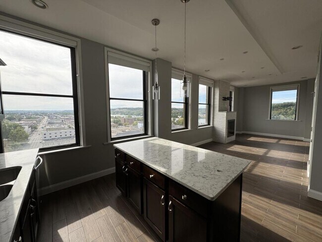 Foto del edificio - 910 4th Ave