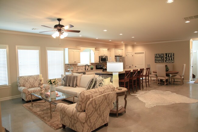 Foto del edificio - 500 S Blakely St