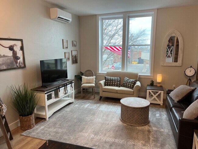 Foto del edificio - Country Financial Insurance Apartments