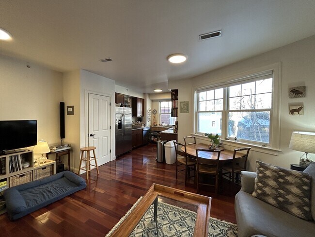 Foto del edificio - 43 Pitman St