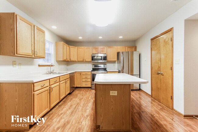 Foto del edificio - 5463 Twin Bridge Cir