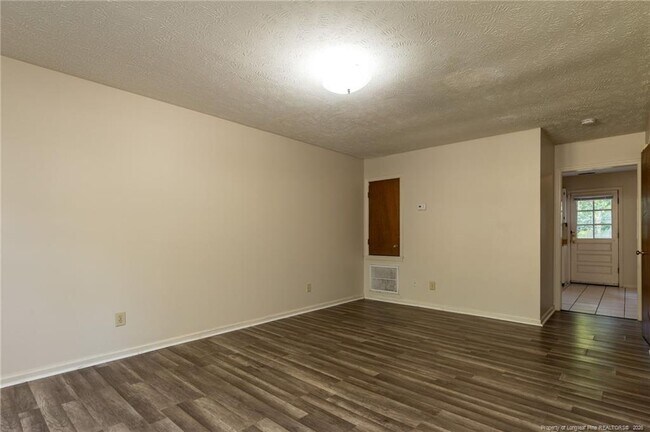 Building Photo - 981 Odom Dr