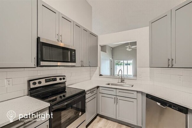 Building Photo - 1702 Comstock Pl, Brandon, FL, 33511