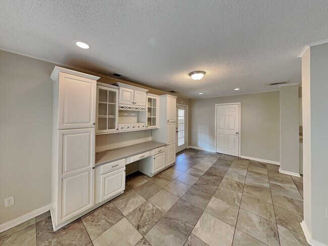 Foto del edificio - 5040 Sea Isle Rd