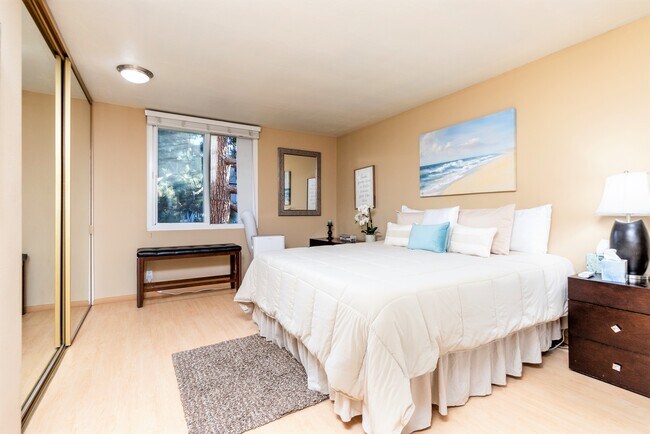 Spacious Master Bedroom with King Size Bed - 8635 Falmouth Ave
