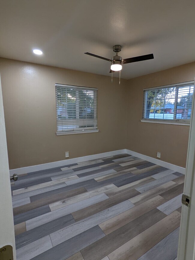 Bedroom2 - 5326 Curtis St