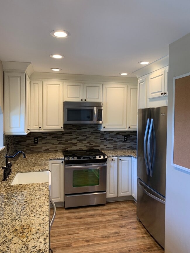 Foto del edificio - 2/2 Fully Furnished Condo in Willow Valley...