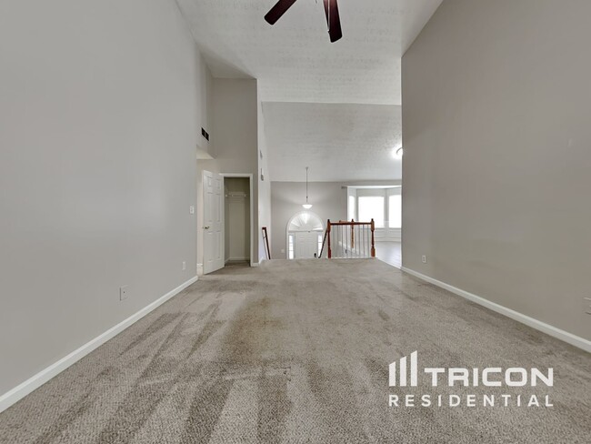 Building Photo - 957 Ashton Oak Circle Stone Mountain GA