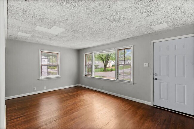 Photo - 10347 Ewell Dr House