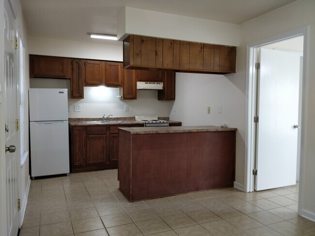 Building Photo - 702 Bonin Road