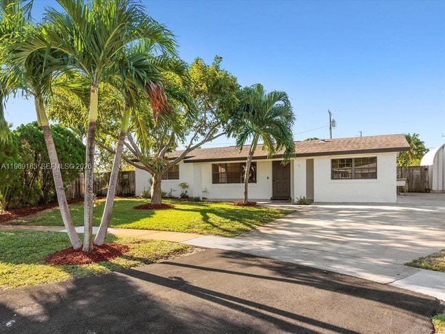 Building Photo - 8 SW 11th St