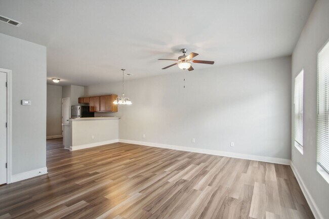 Building Photo - 5974 Westchase St