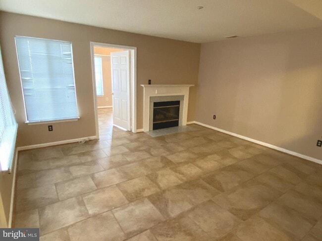 Building Photo - 6008 Ellesmere Ct