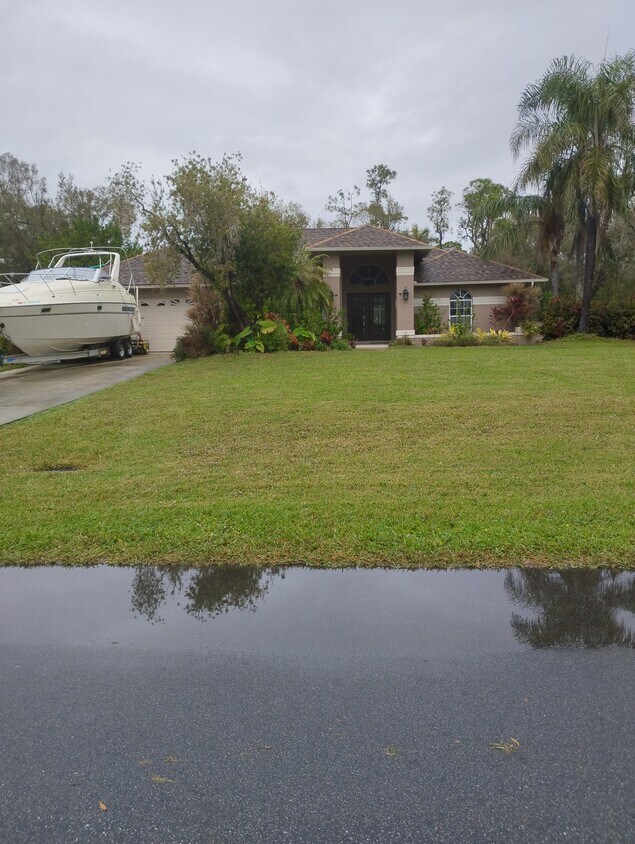 Primary Photo - 7831 Deni Dr