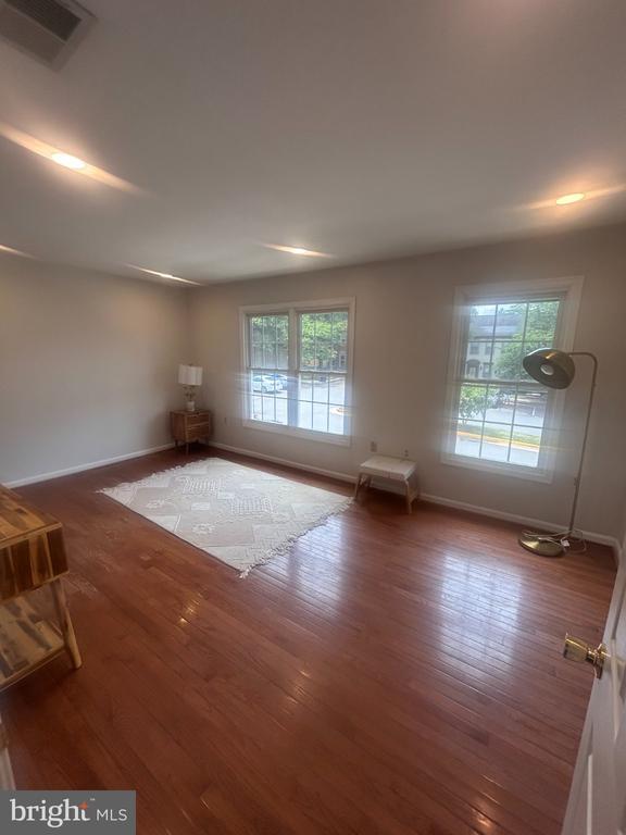 Building Photo - 5664 Cabells Mill Ct