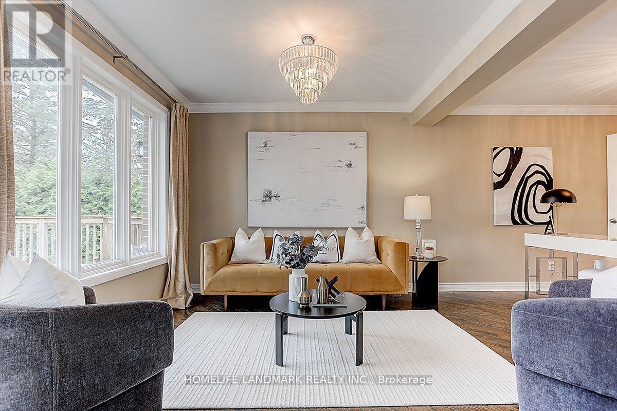 Photo principale - 25 Oakcrest Ave