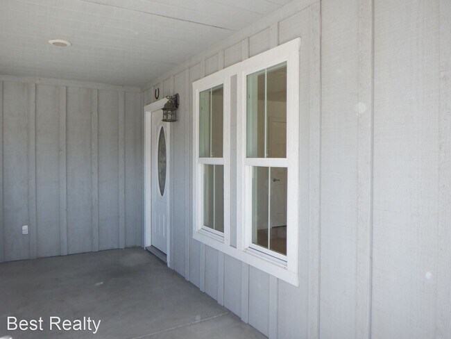 Foto del edificio - 4 br, 3 bath House - 23900 Sage Avenue