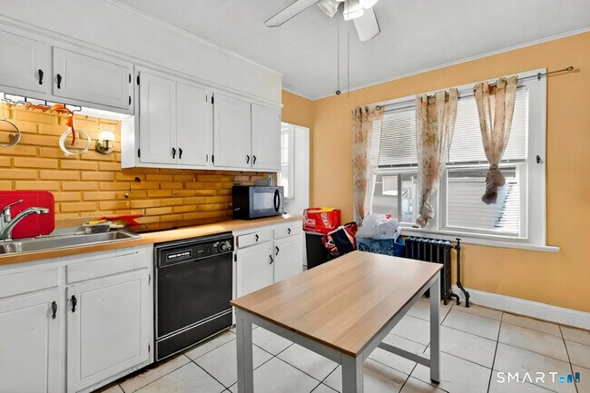 Foto del edificio - 1440 Wood Ave