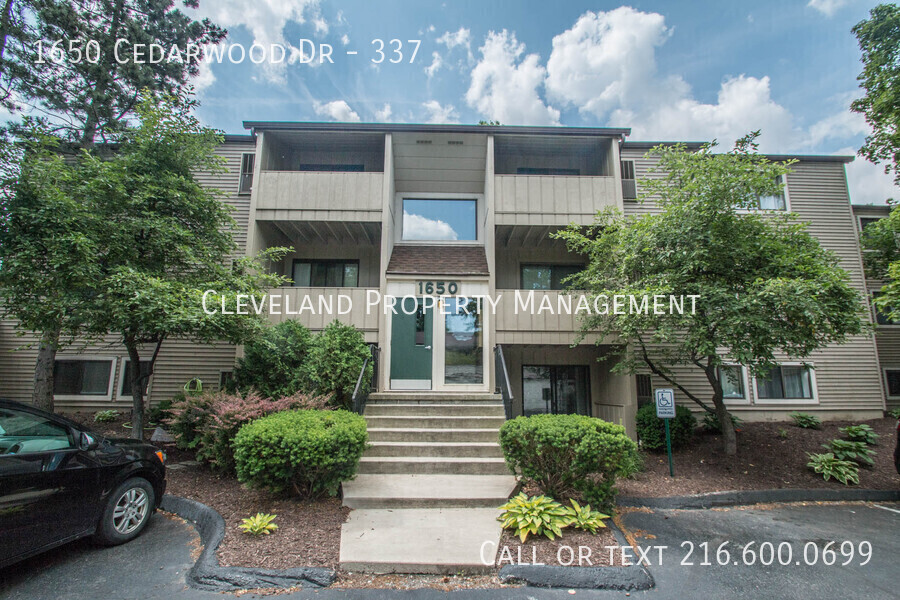 Foto principal - Convenient Westlake Condo!