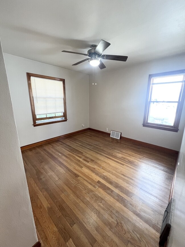 Foto del edificio - 4338 N 54th St