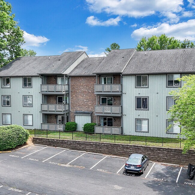 Foto del edificio - 802 Claytor Square